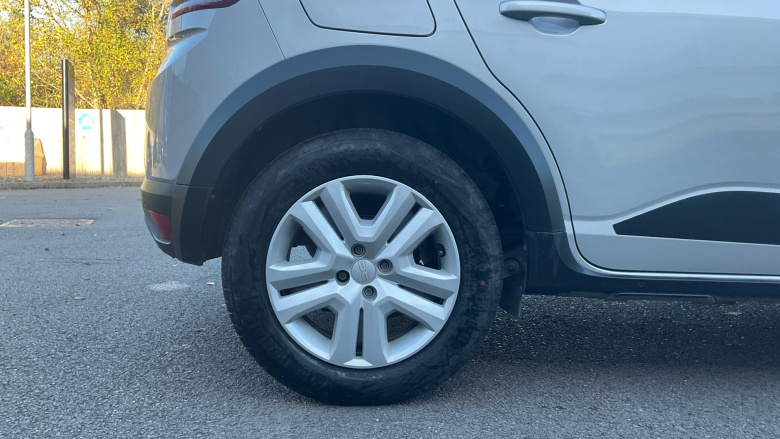 Dacia Sandero Stepway 1.0 TCe Expression 5dr Bi Fuel Hatchback